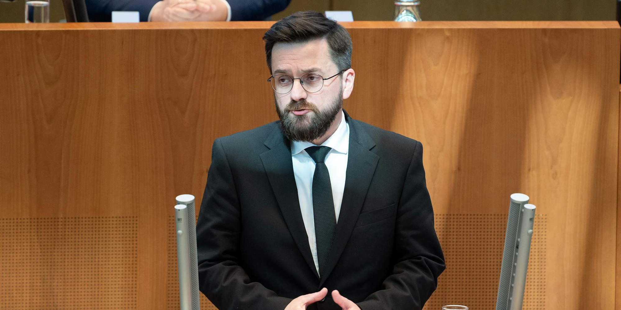 Kutschaty Landtag dpa