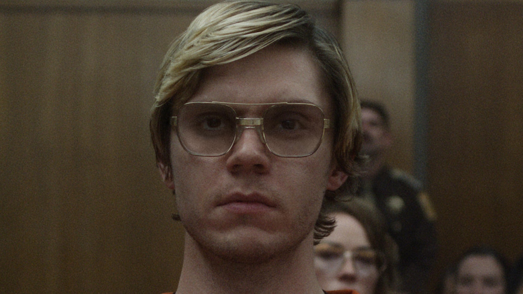 Evan Peters als Jeffrey Dahmer