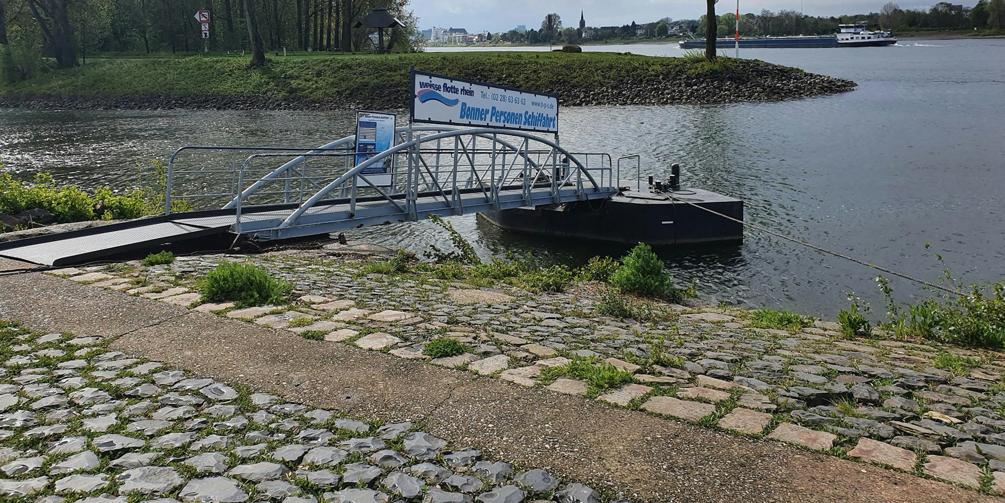 Wasserbus_Niederkassel