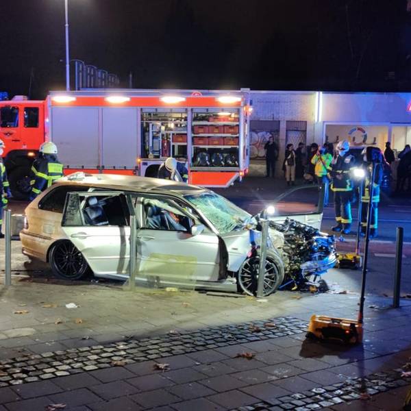 Linienbus Unfall 2