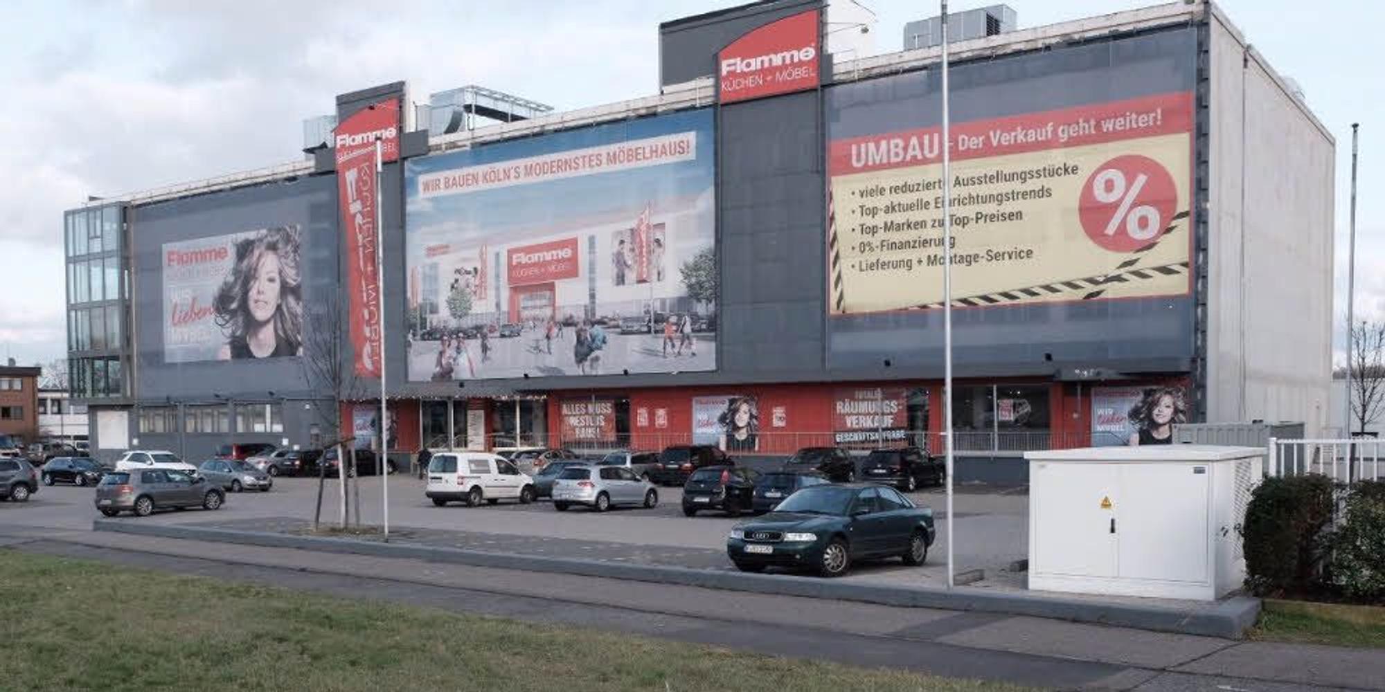 Köln-Poll: Traditionsgeschäft Möbelhaus Flamme schließt