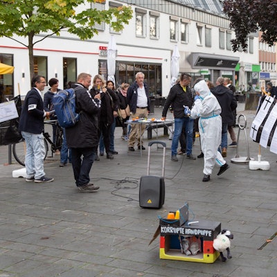 gie_Anti-Corona-Demo-20201009-002