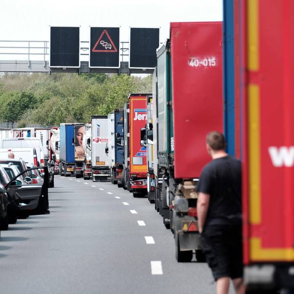 Rettungsgasse Autobahn dpa