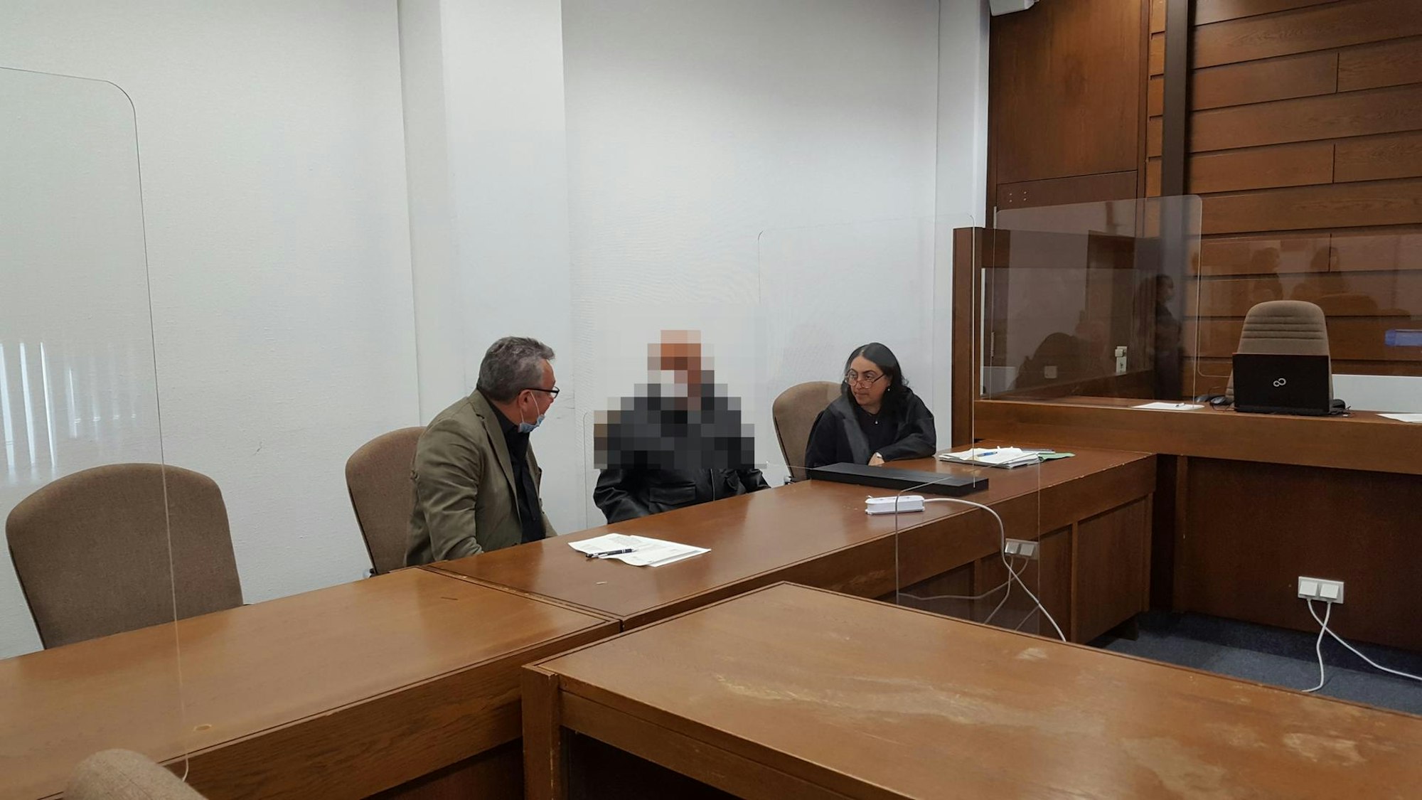 Prozess 1305 Leverkusen