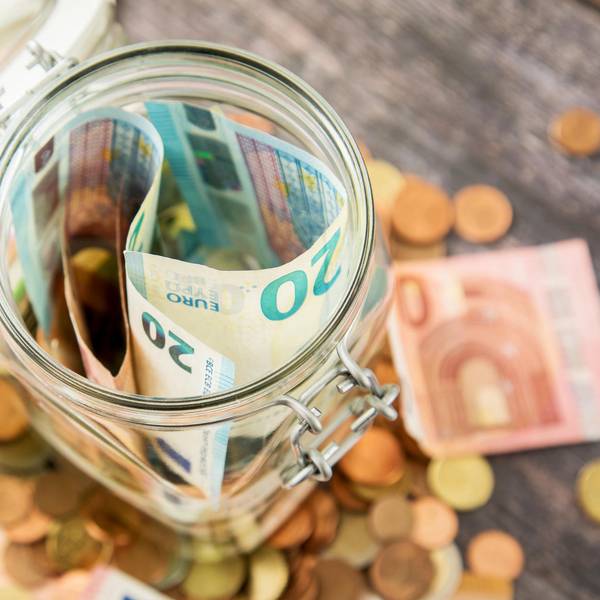 Symbolbild Geld sparen Tipps