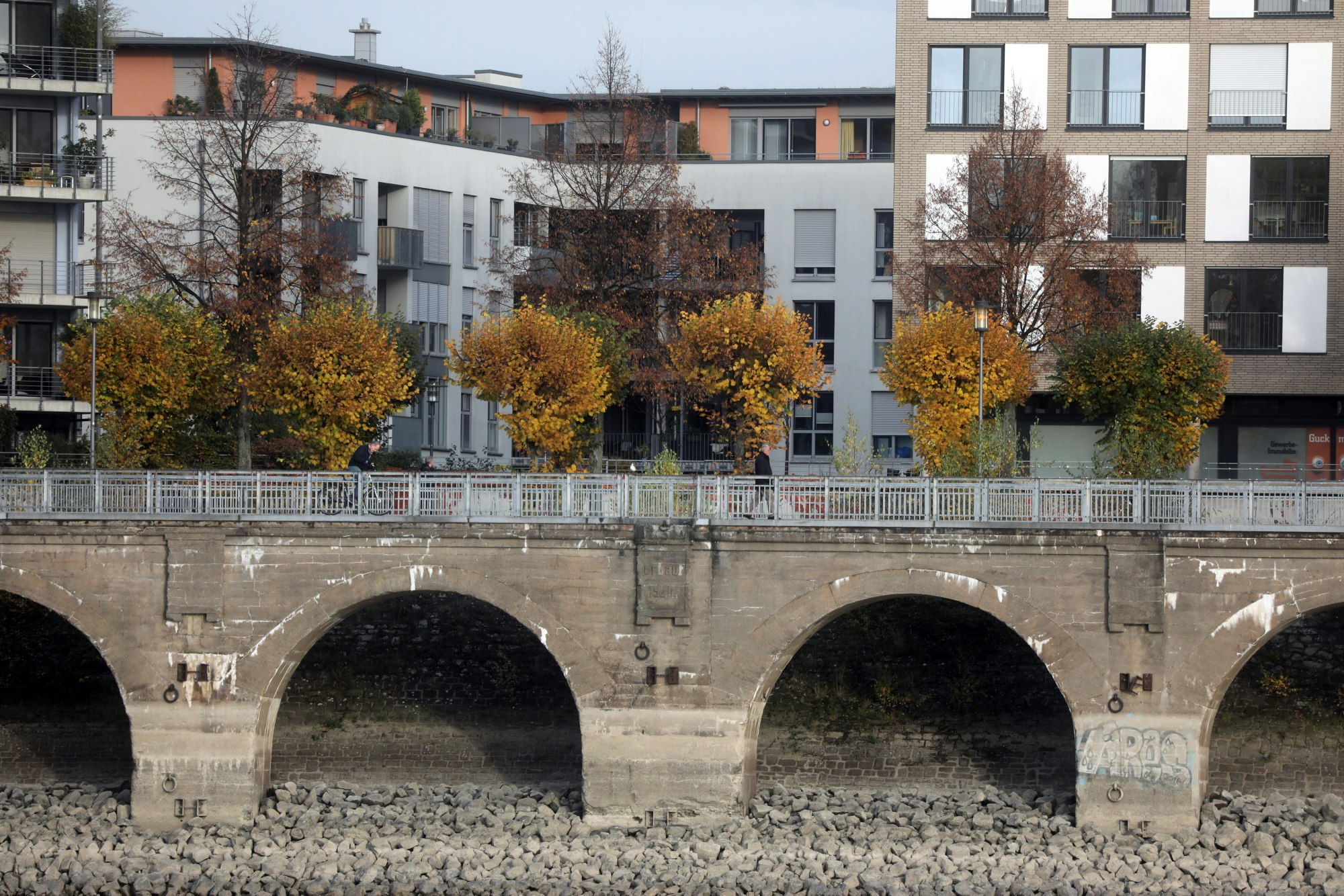 kra_spurensuche003