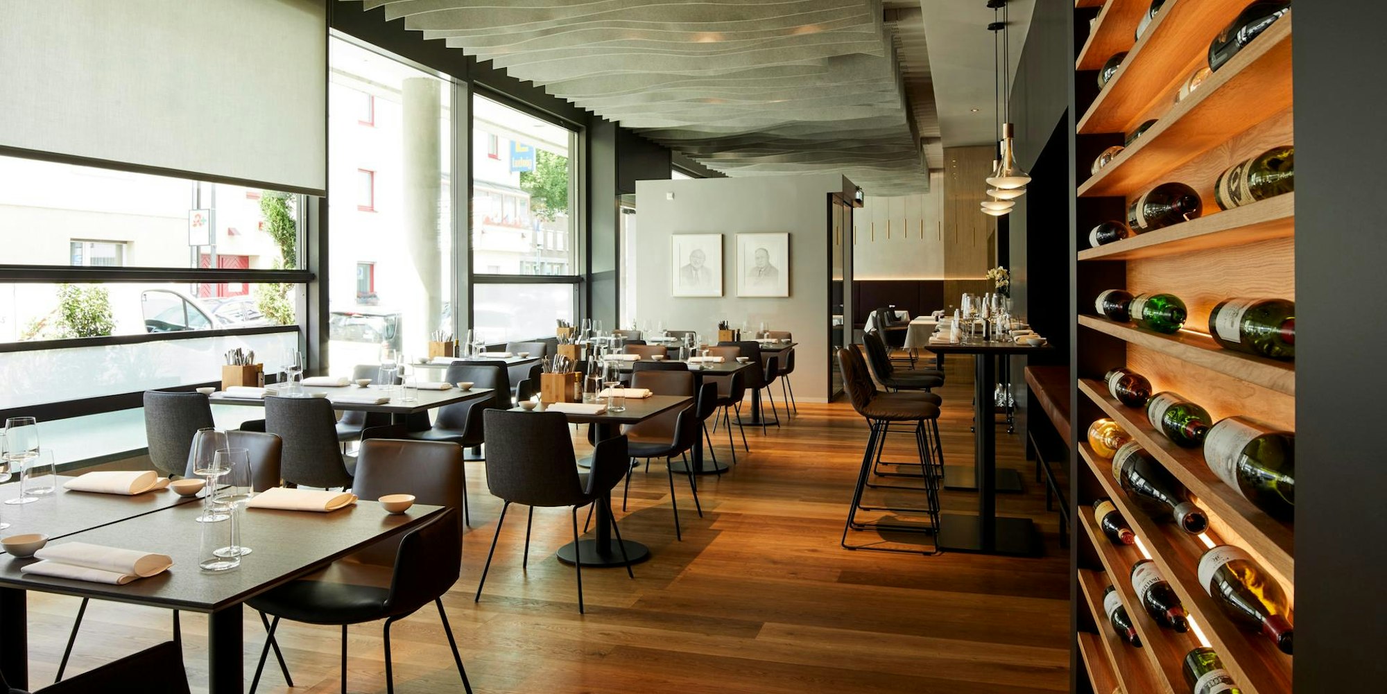 MaximilianLorenz Innen