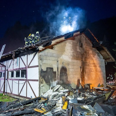 2020_06_18_Engelsk_Feuerteufel_10