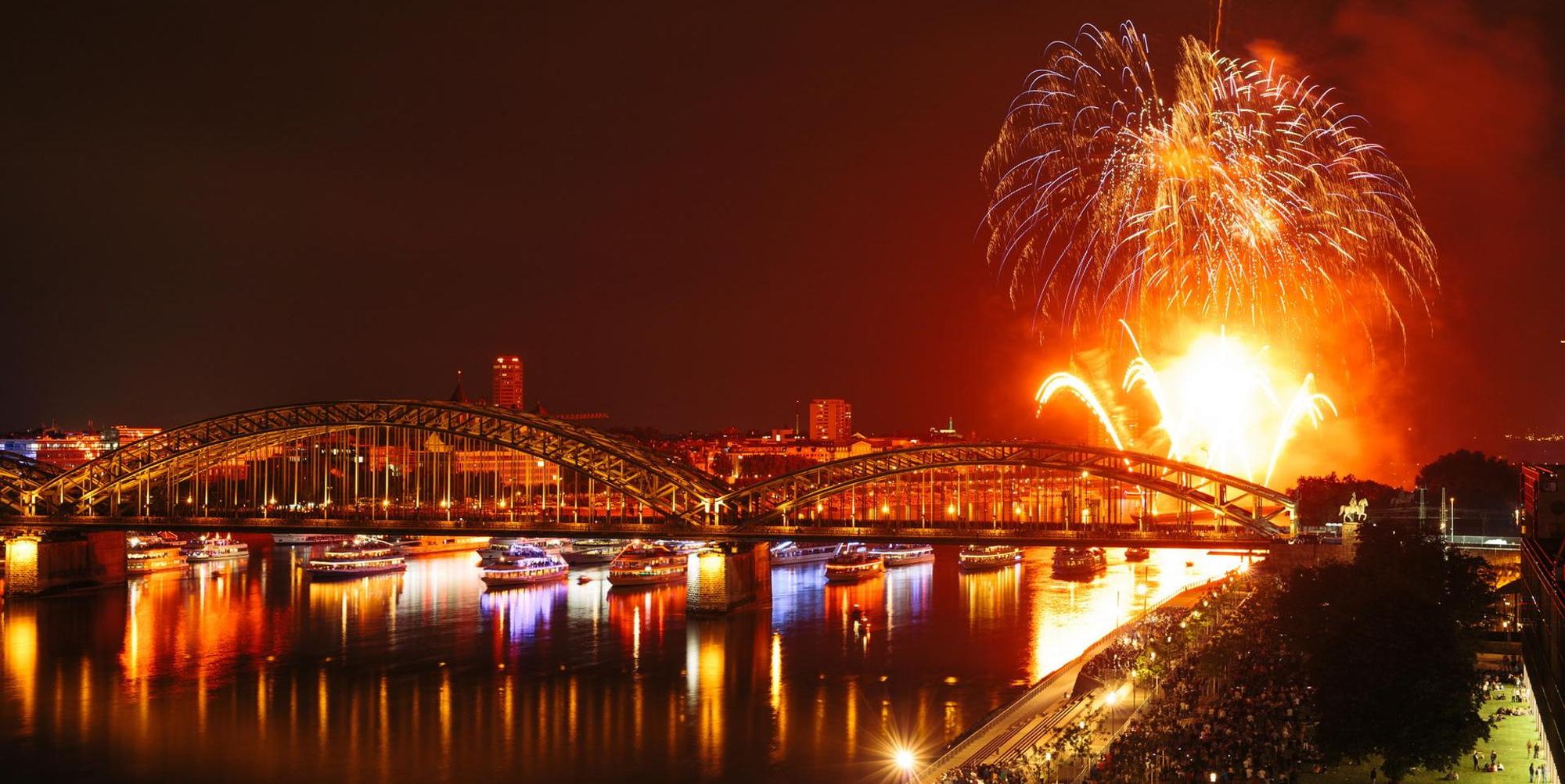 Kölner Lichter Neumann 4