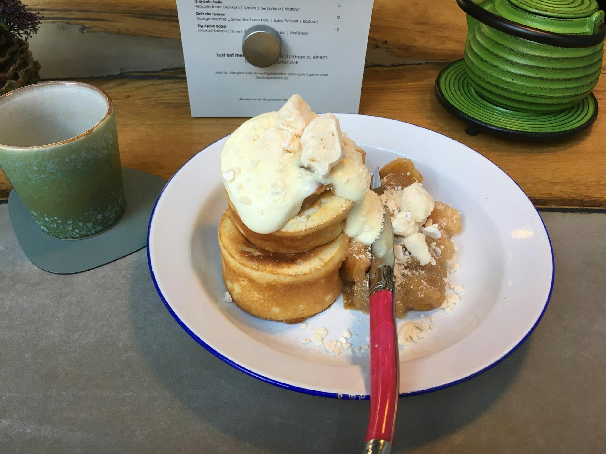 Neobiota Pancakes von vorne