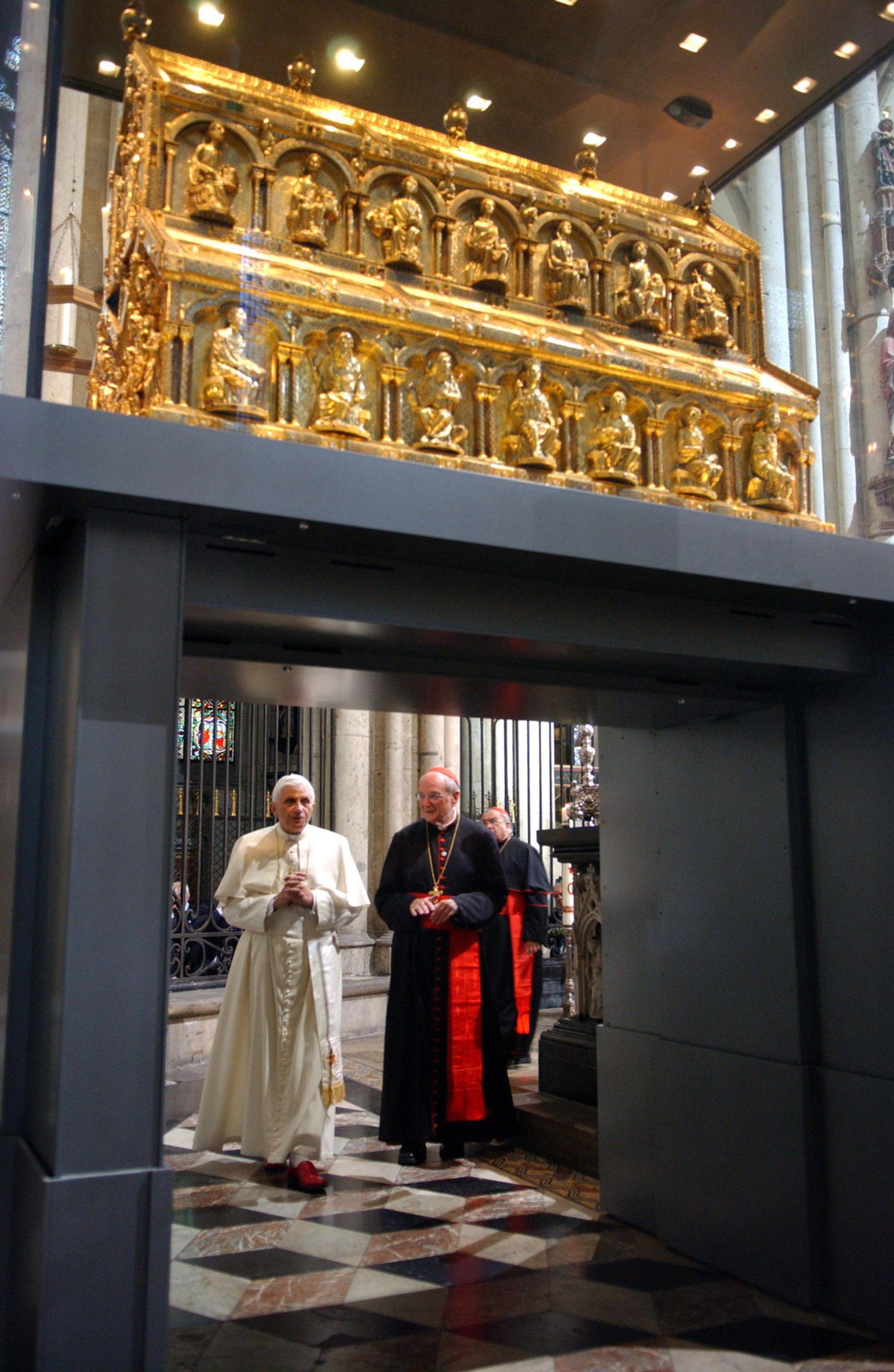 PapstMeisnerSchrein