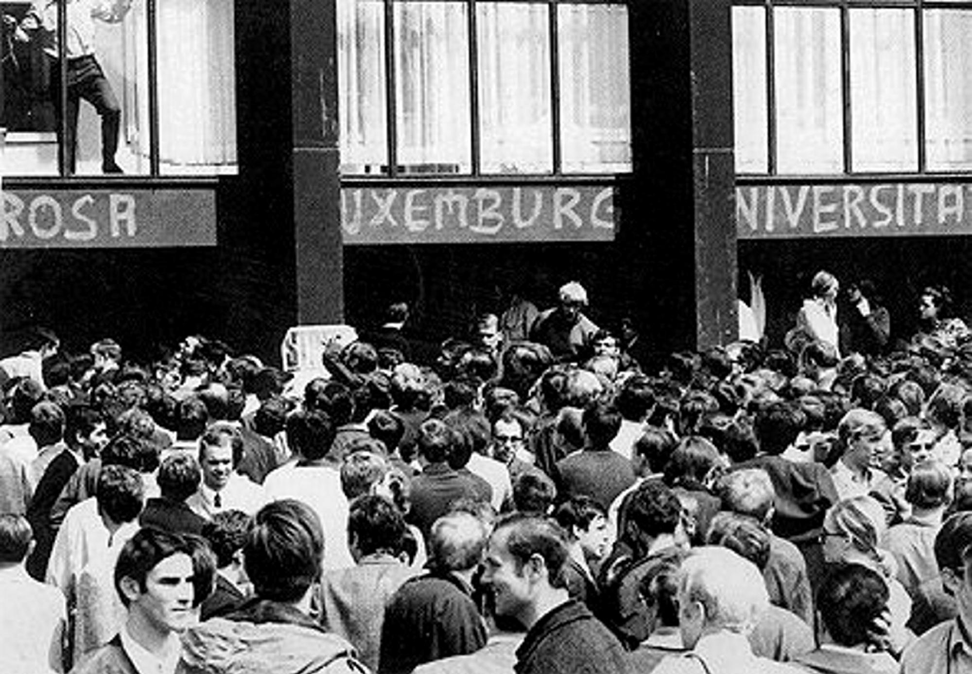 Uni Köln_Verbarrikadierung 1968_Jens Hagen