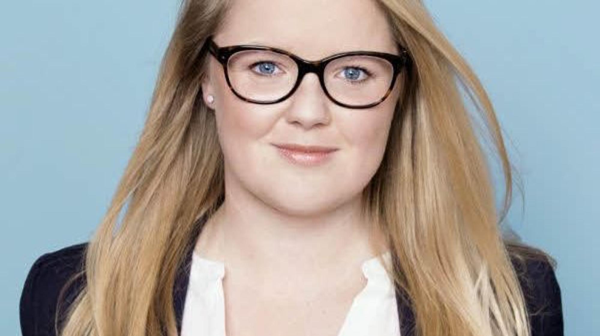 Lisa Kapteinat fordert die Bezahlung von gleichen Männern und Frauen.