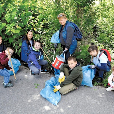 Aktion Müll sammeln Leverkusen Ukrainer