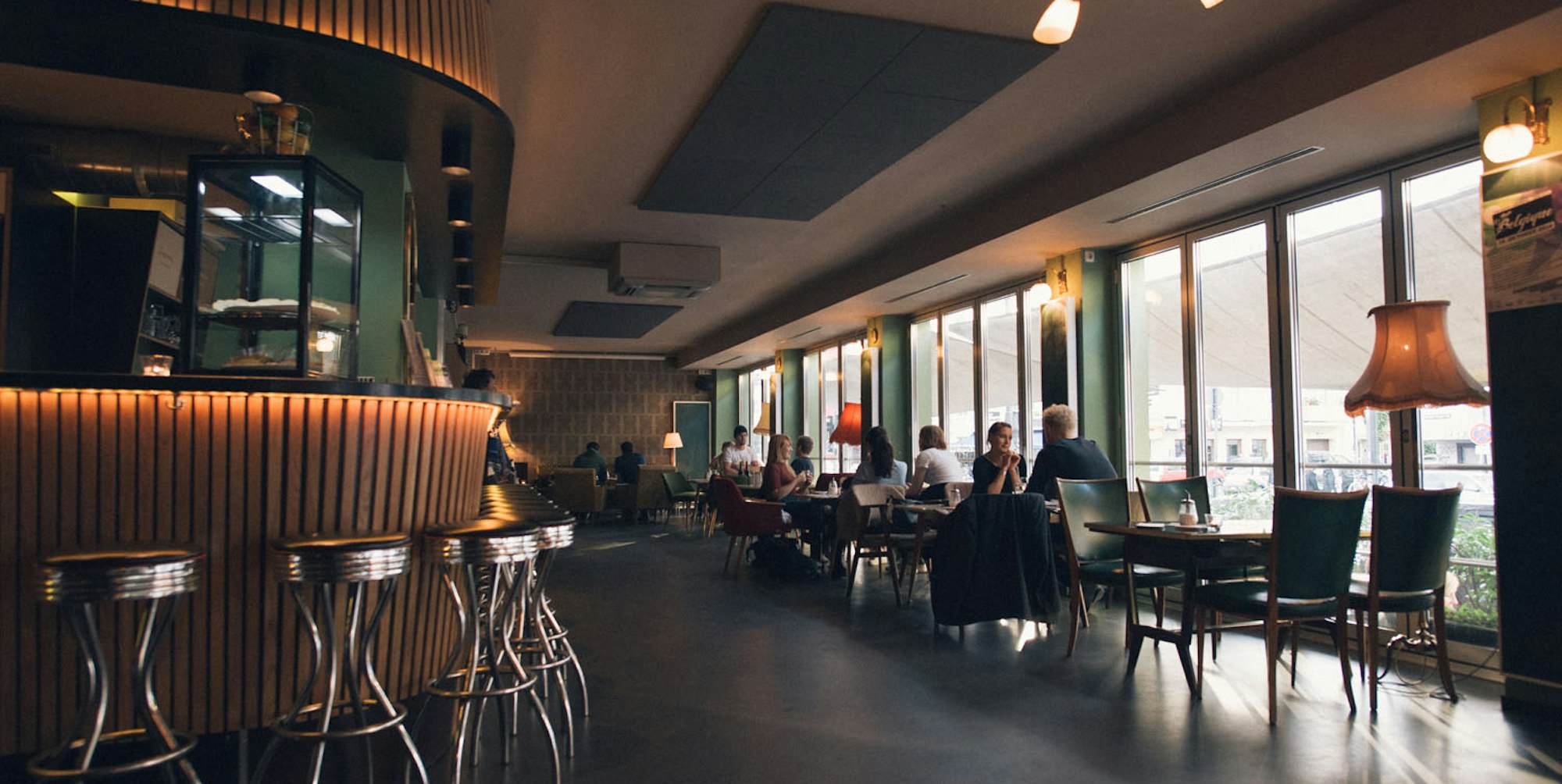 cafe-bar-wohngemeinschaft-koeln001