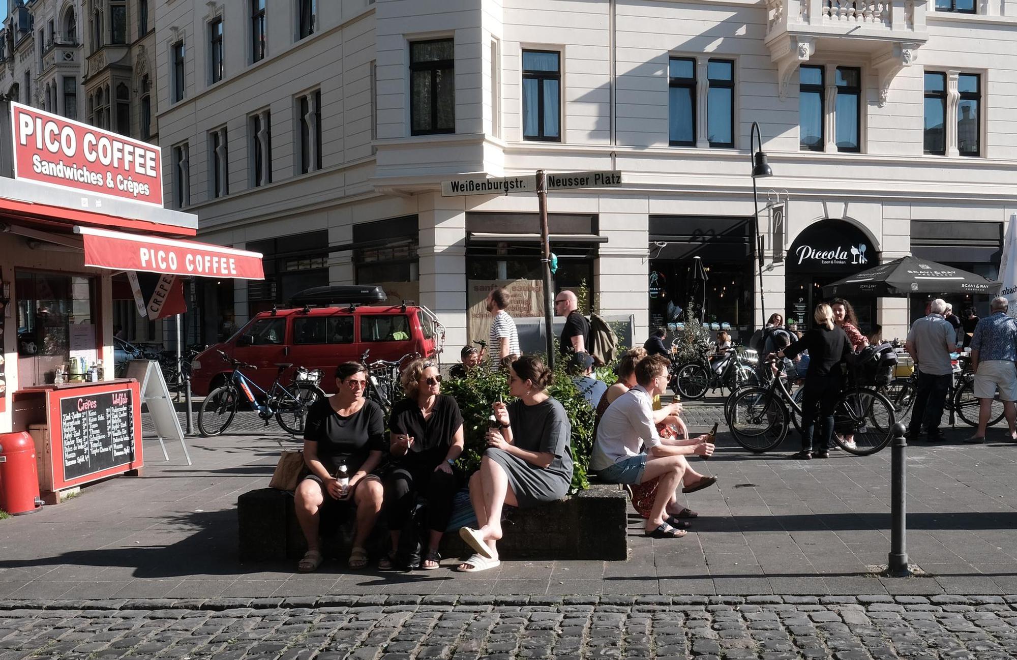 Neusser Platz2