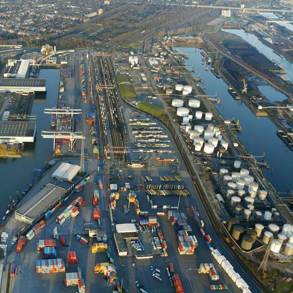 Hafen Duisburg imago Hans Blossey frei credit 54697926h