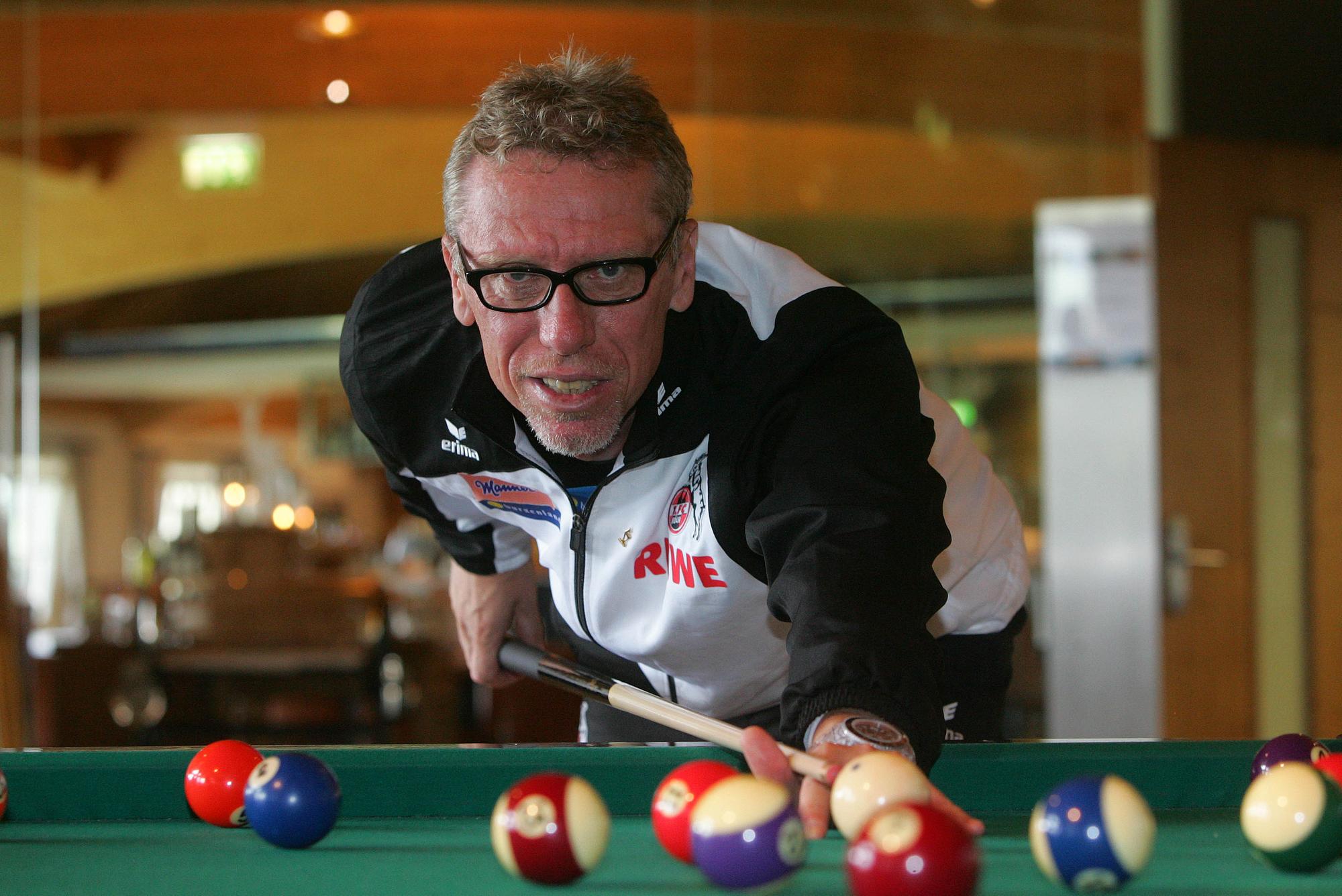 PIC Stöger Billard