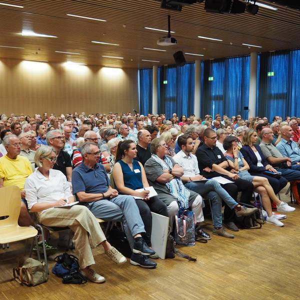 sues Rondorf 6 gut besuchte Veranstaltung in der Gesamtschule Foto Süsser
