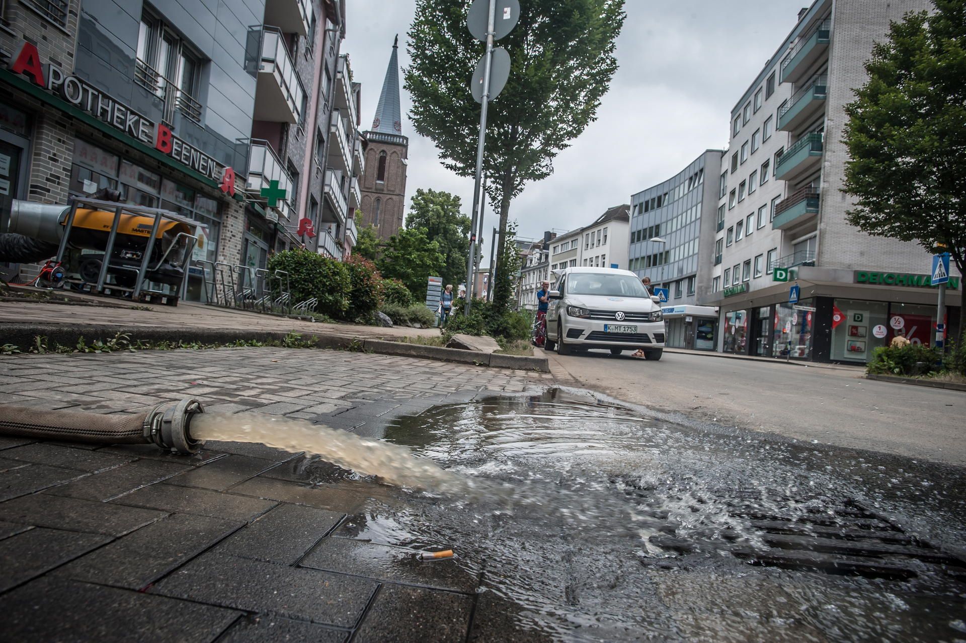 opladen-hochwasser_RLE_leverkusen07162021ALF_5484