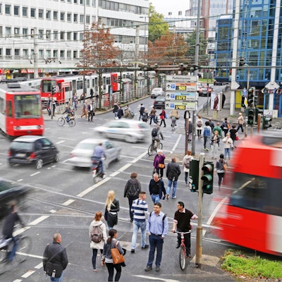 Barbarossaplatz Köln Verkehr HEINEKAMP