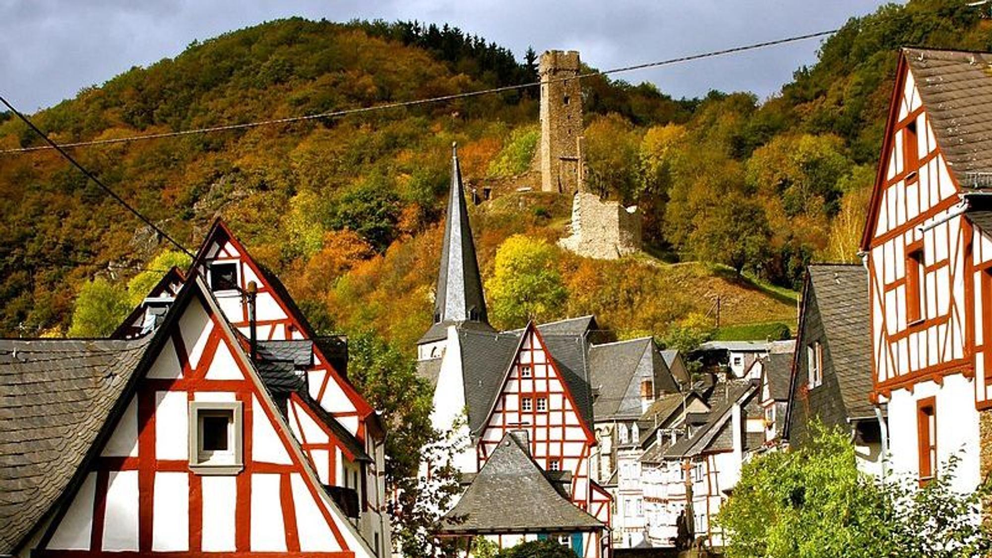 FAchwerkhäuser in Monreal in der Eifel