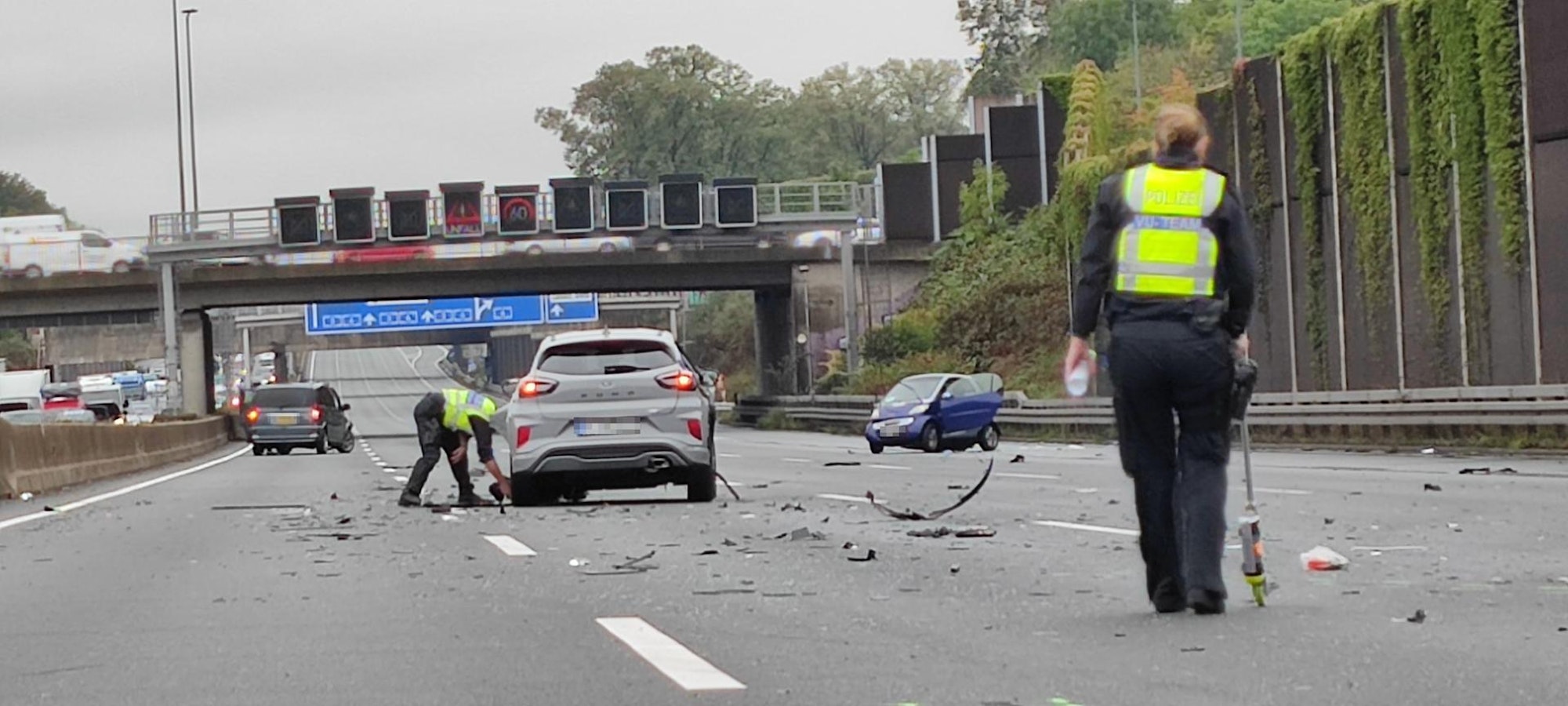 Unfall A3 Köln Dellbrück 1 140922