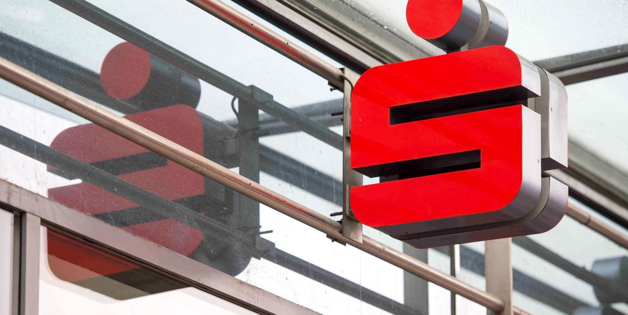 Sparkasse Symbol dpa 140519