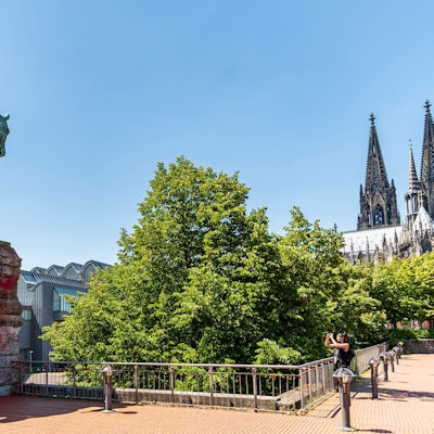 Reiterdenkmal Köln beschmiert