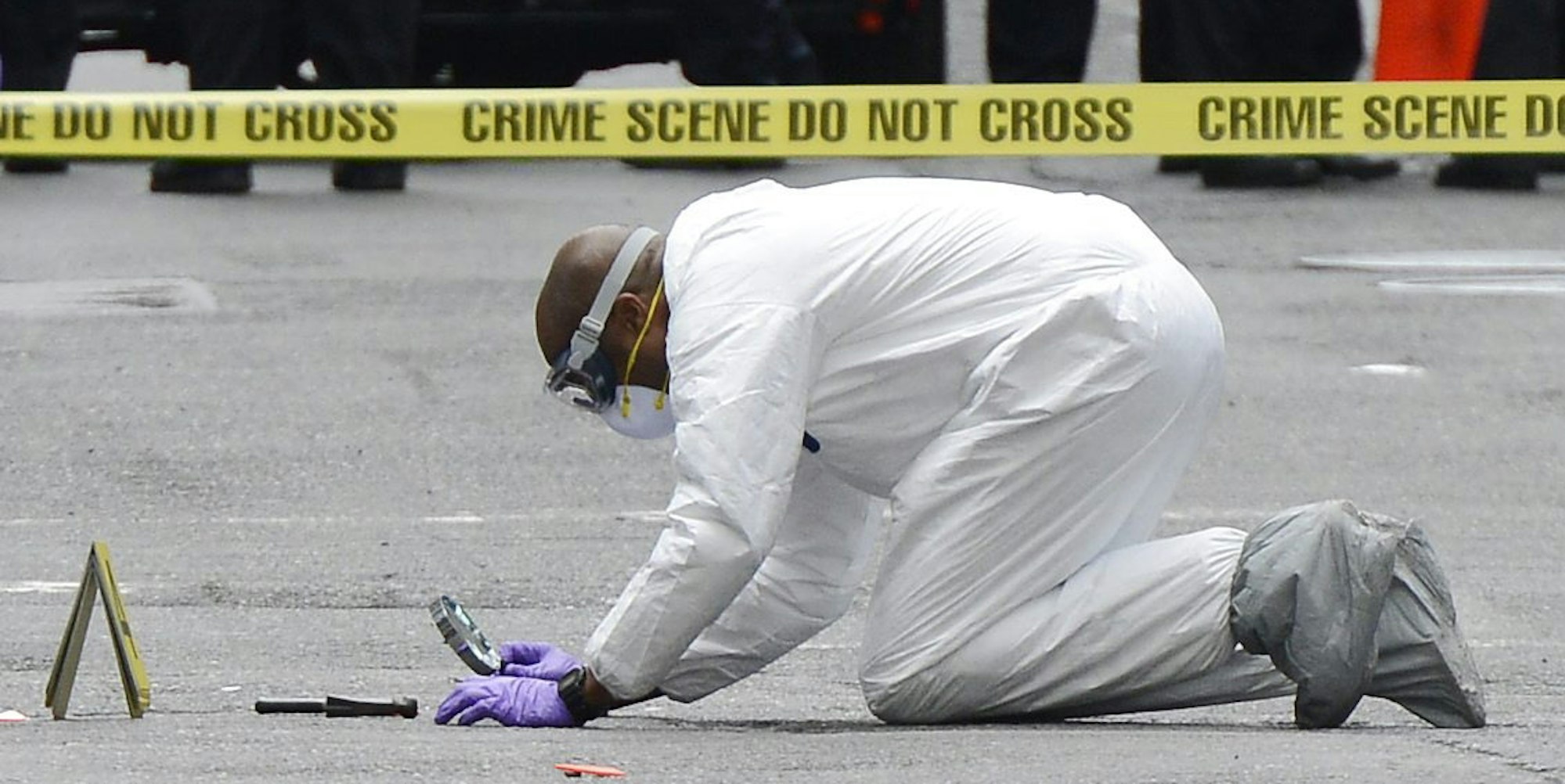 Symbol USA Kind erschießt Mutter