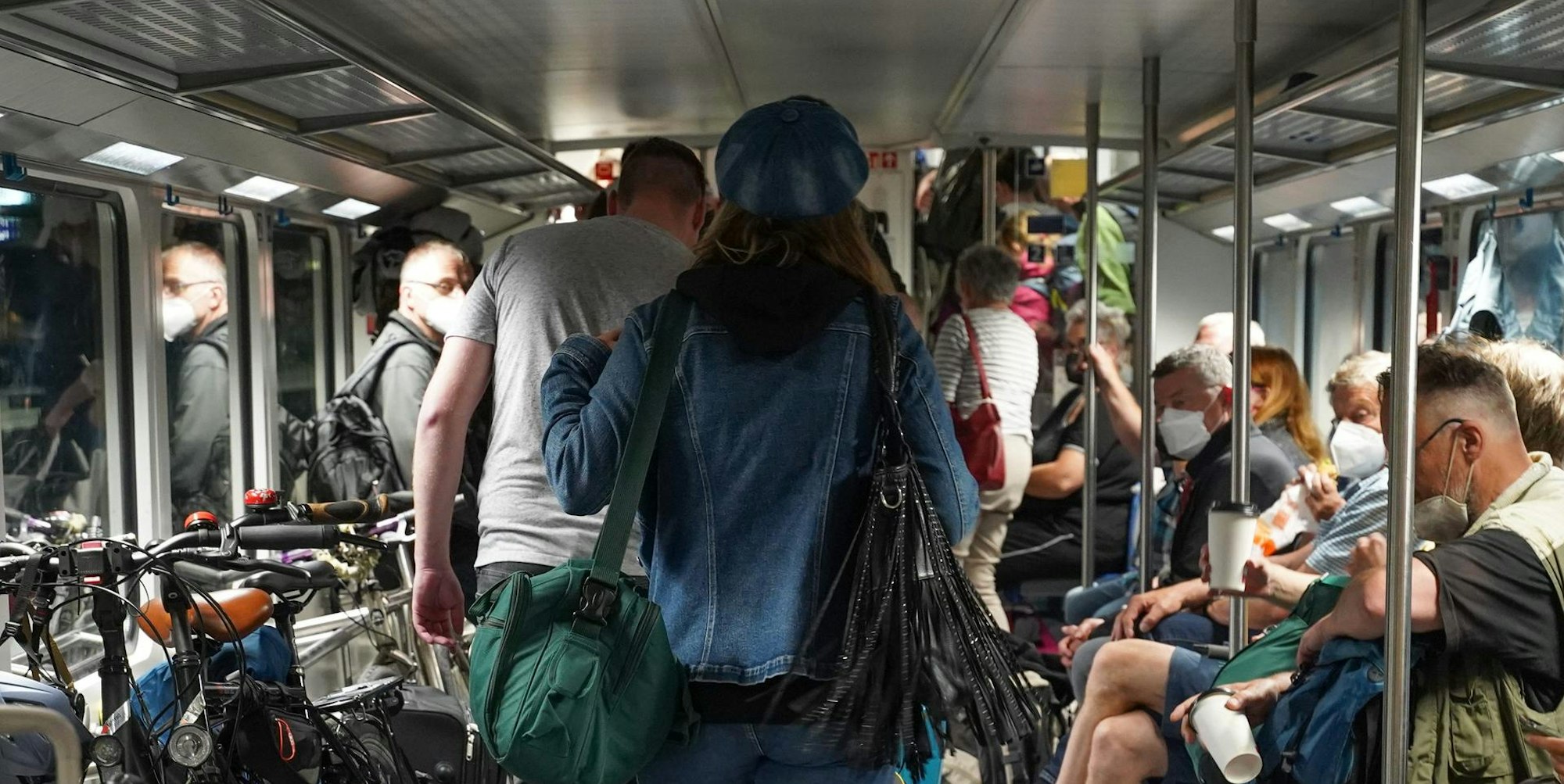 9euroticket_überfüllung