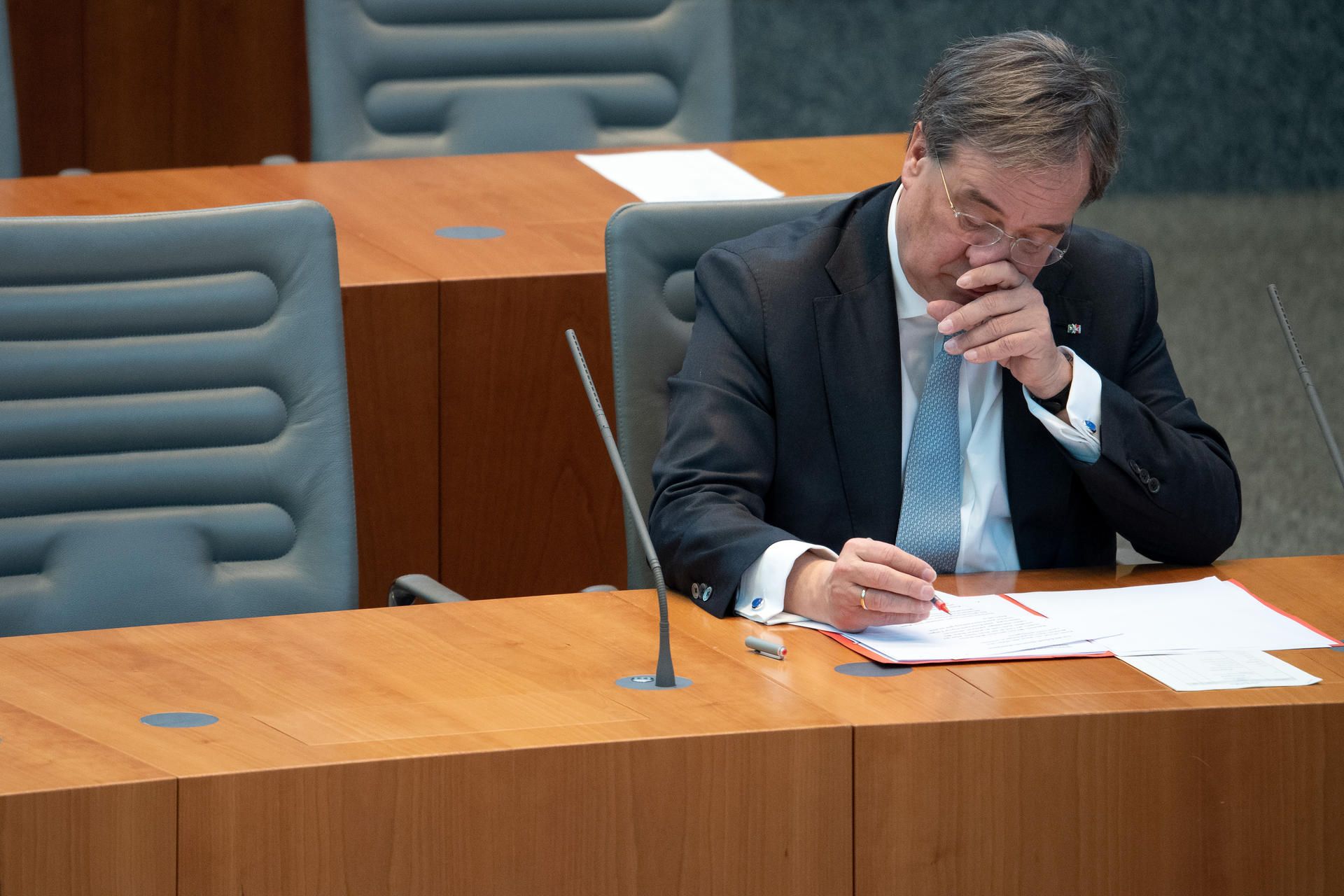 Armin Laschet über Dokumenten