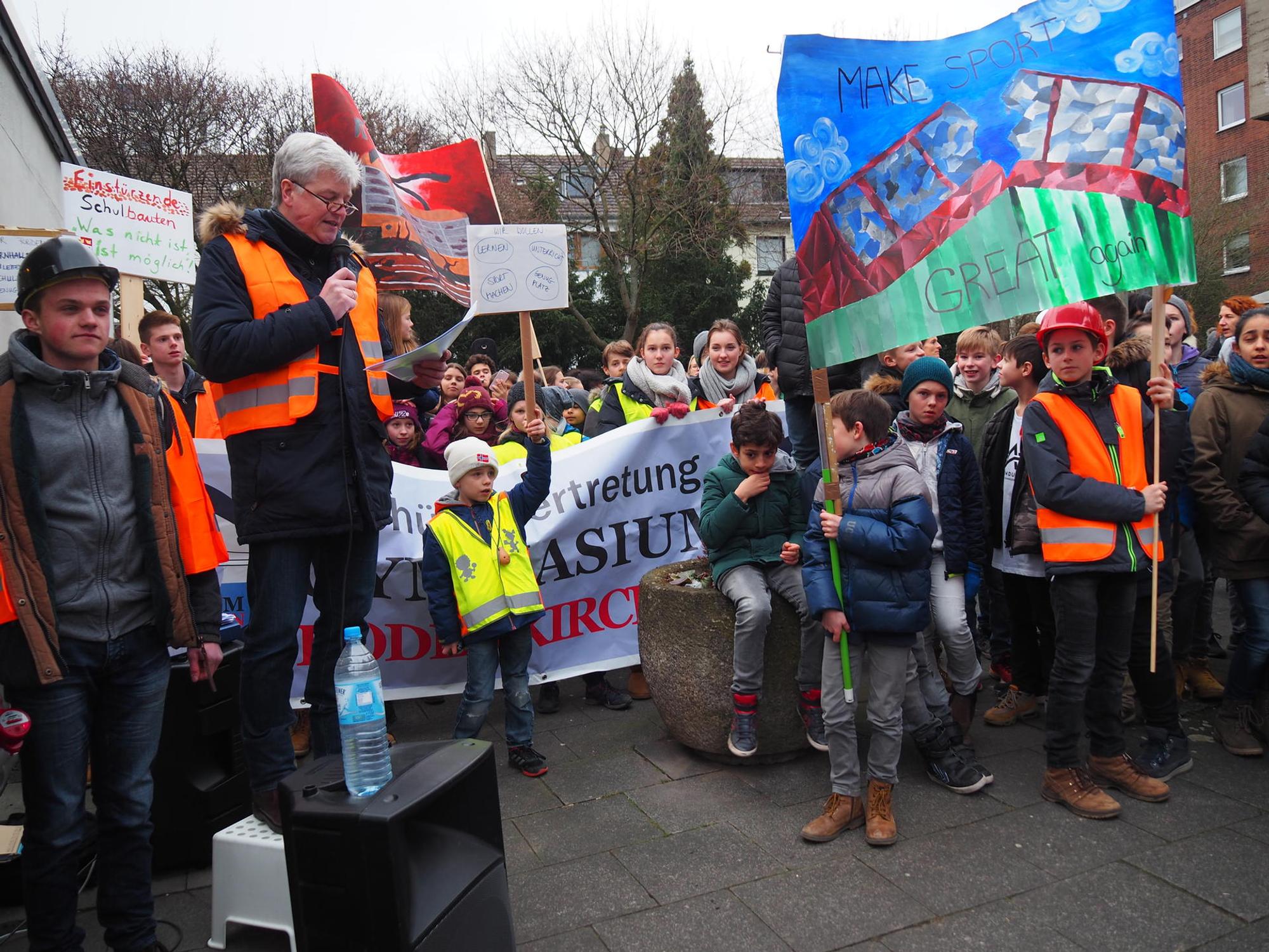 sues Demo Rodenkirchen Bezirksrathaus 3