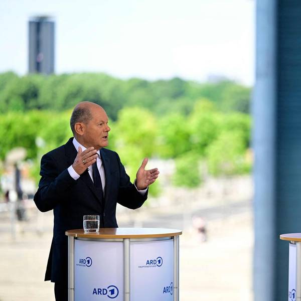 Olaf Scholz AFP 040722