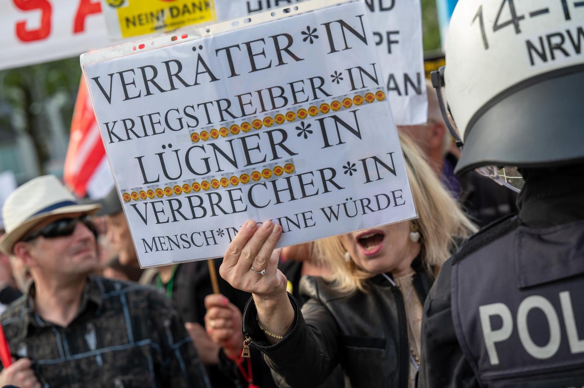 Protest Grüne Baerbock 1