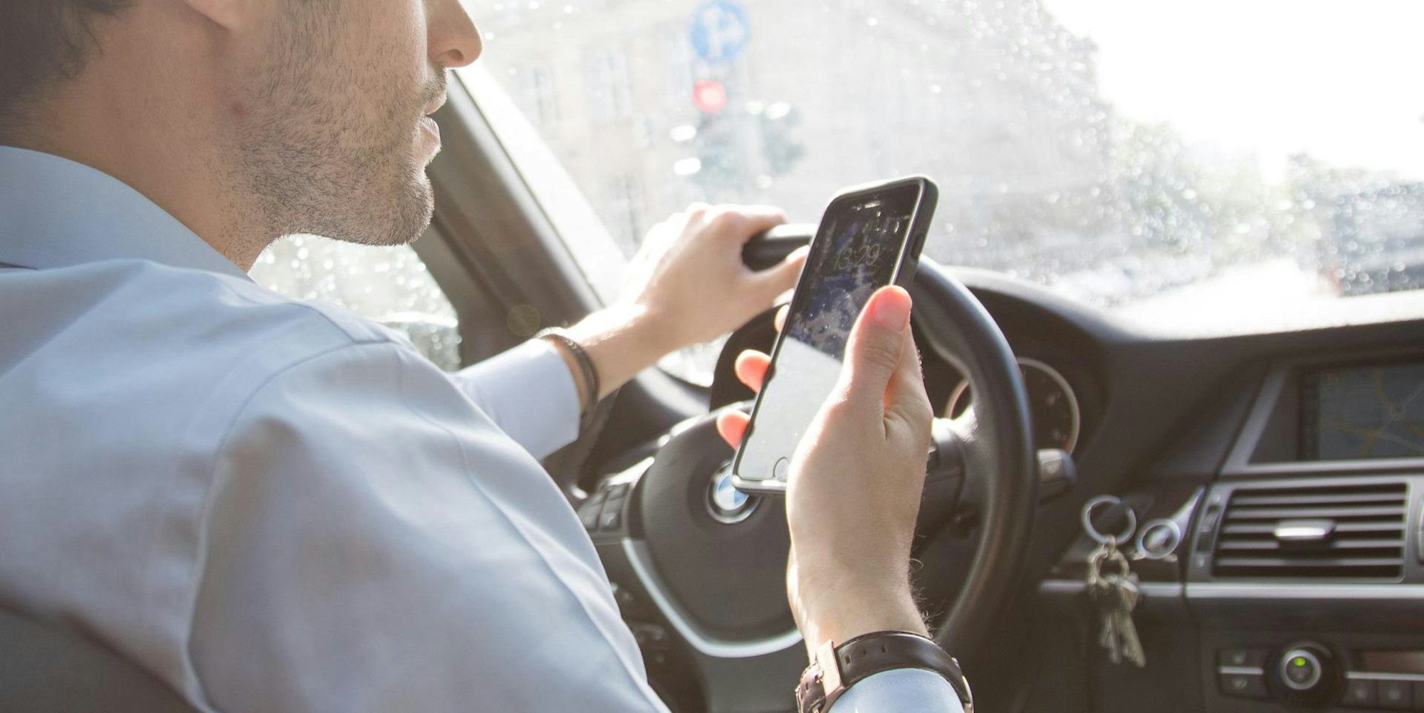Handy am Steuer