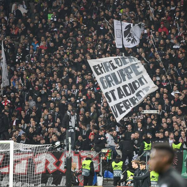 Eintracht Frankfurt Schachtjor