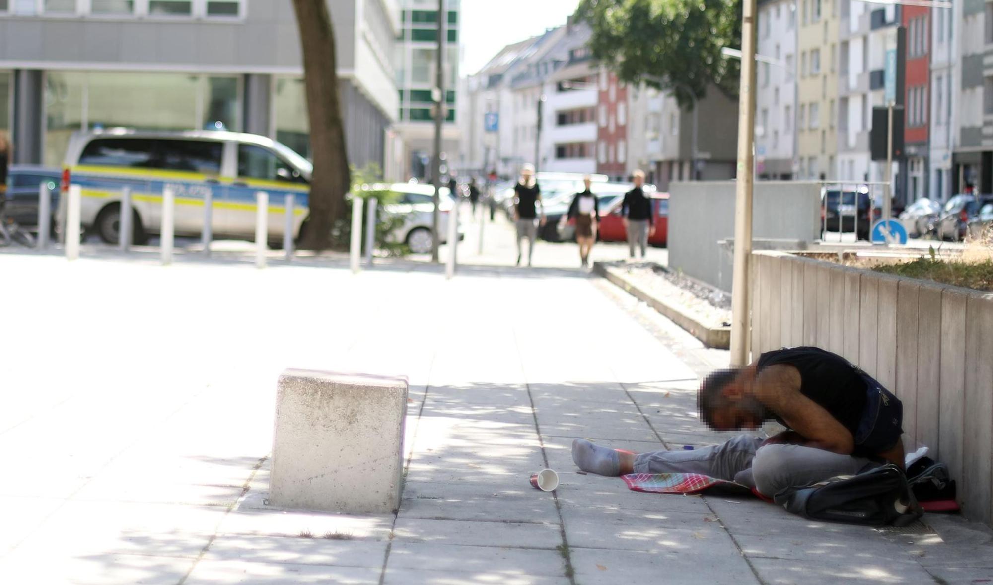 Junkie gepixelt Krasniqi 300622