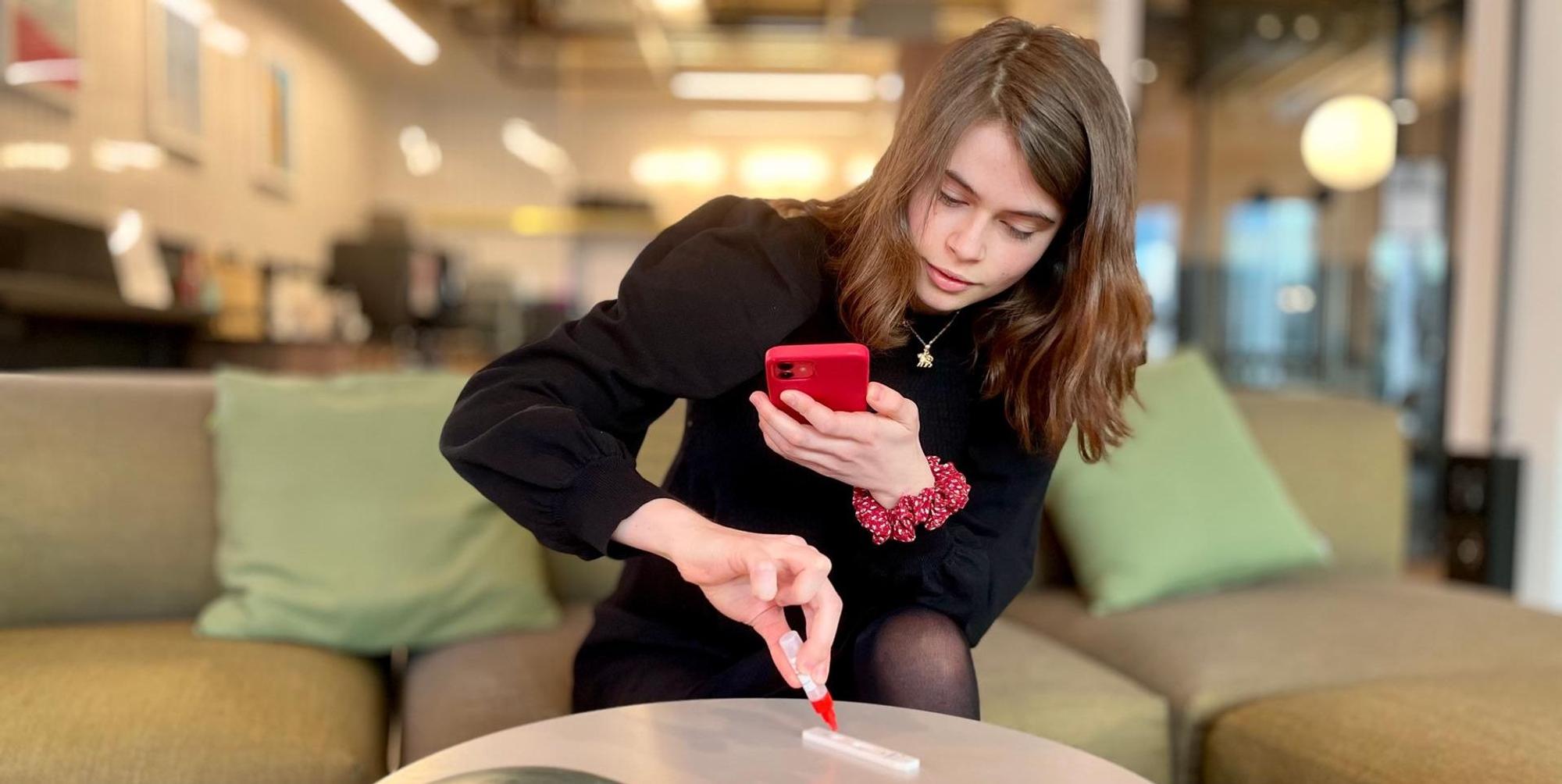 Corona Selbsttest Smartphone