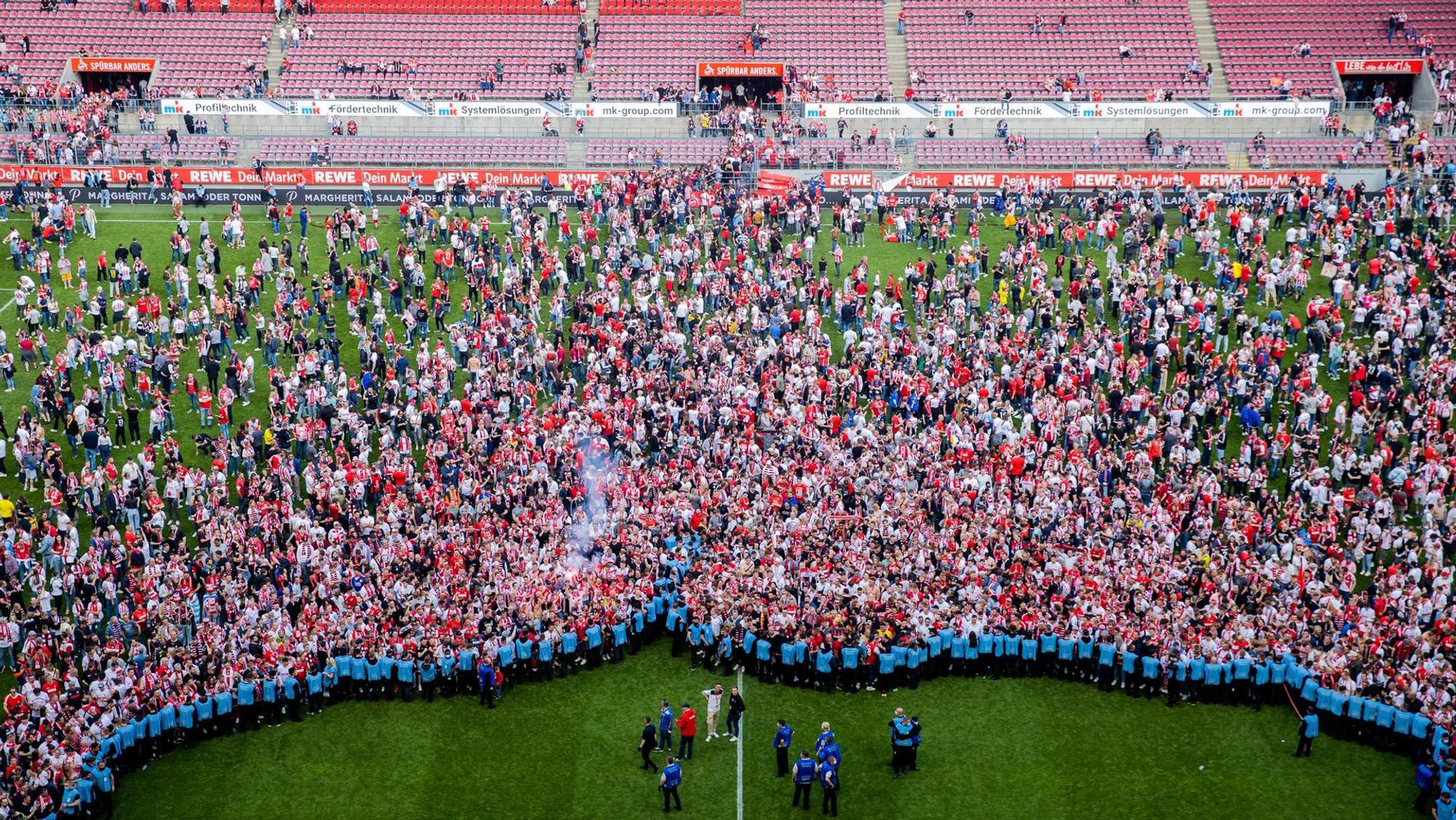 FC Jubel von oben