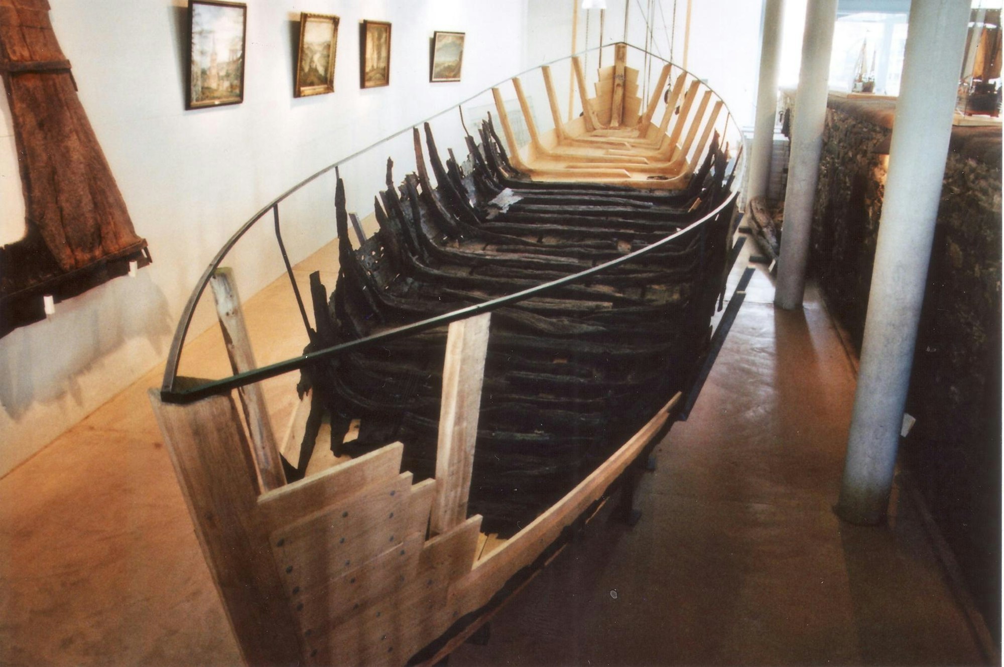 Rhein-Museum Ehrenbreitsteiner Schiff v vorn