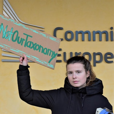 Luisa Neubauer DPA 010822 (1)