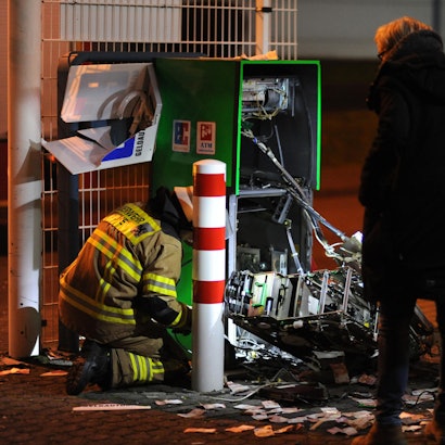 geldautomat in frechen gesprengt