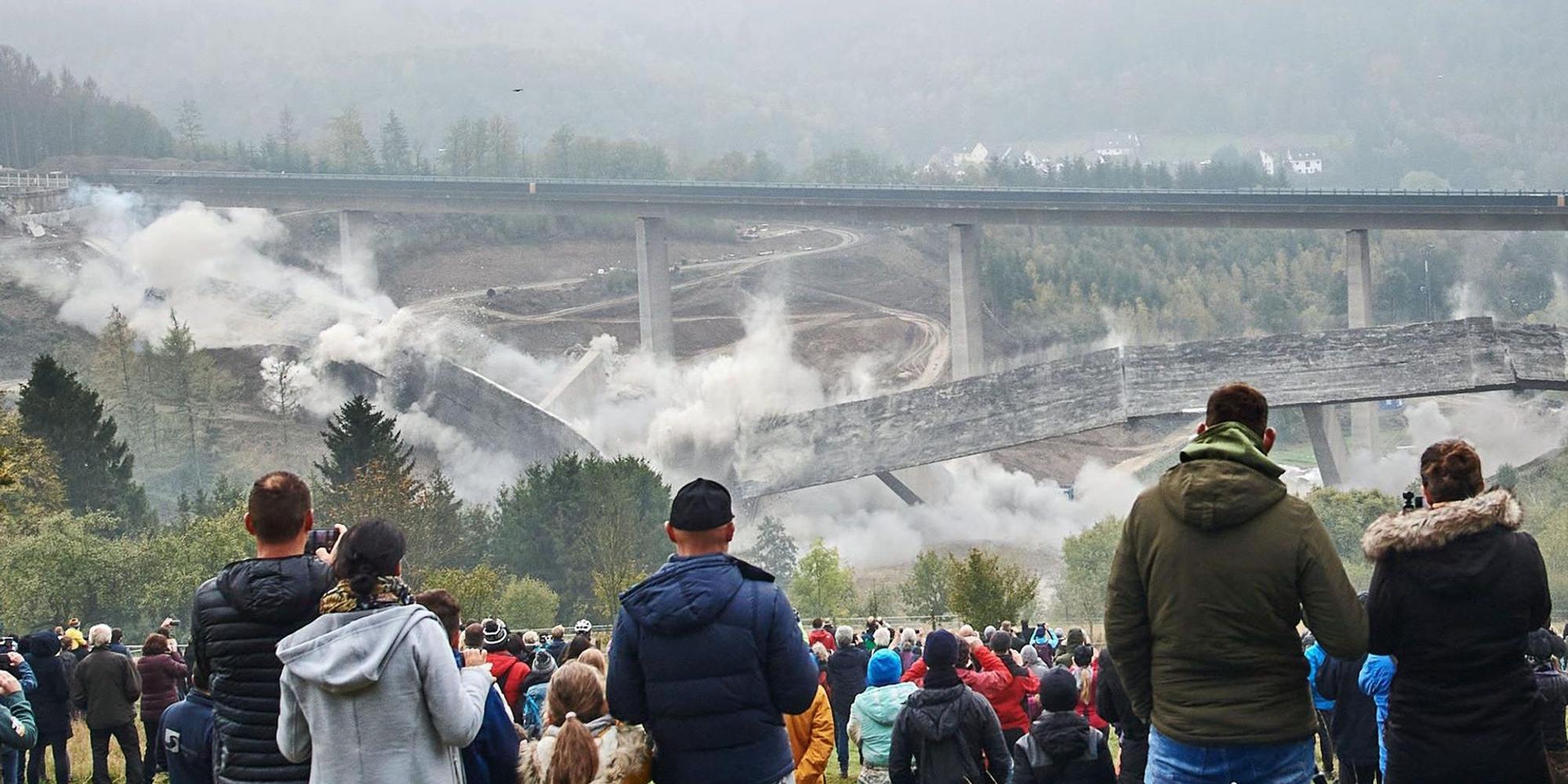 Brücke Sprengung