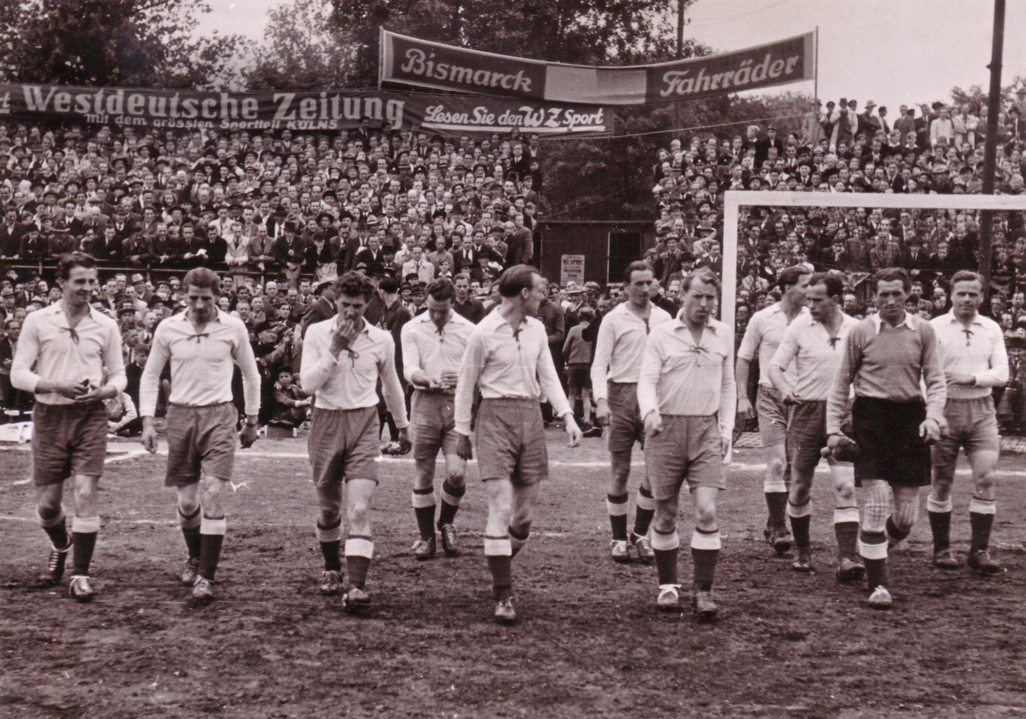 194849_Leverkusen_FC_3