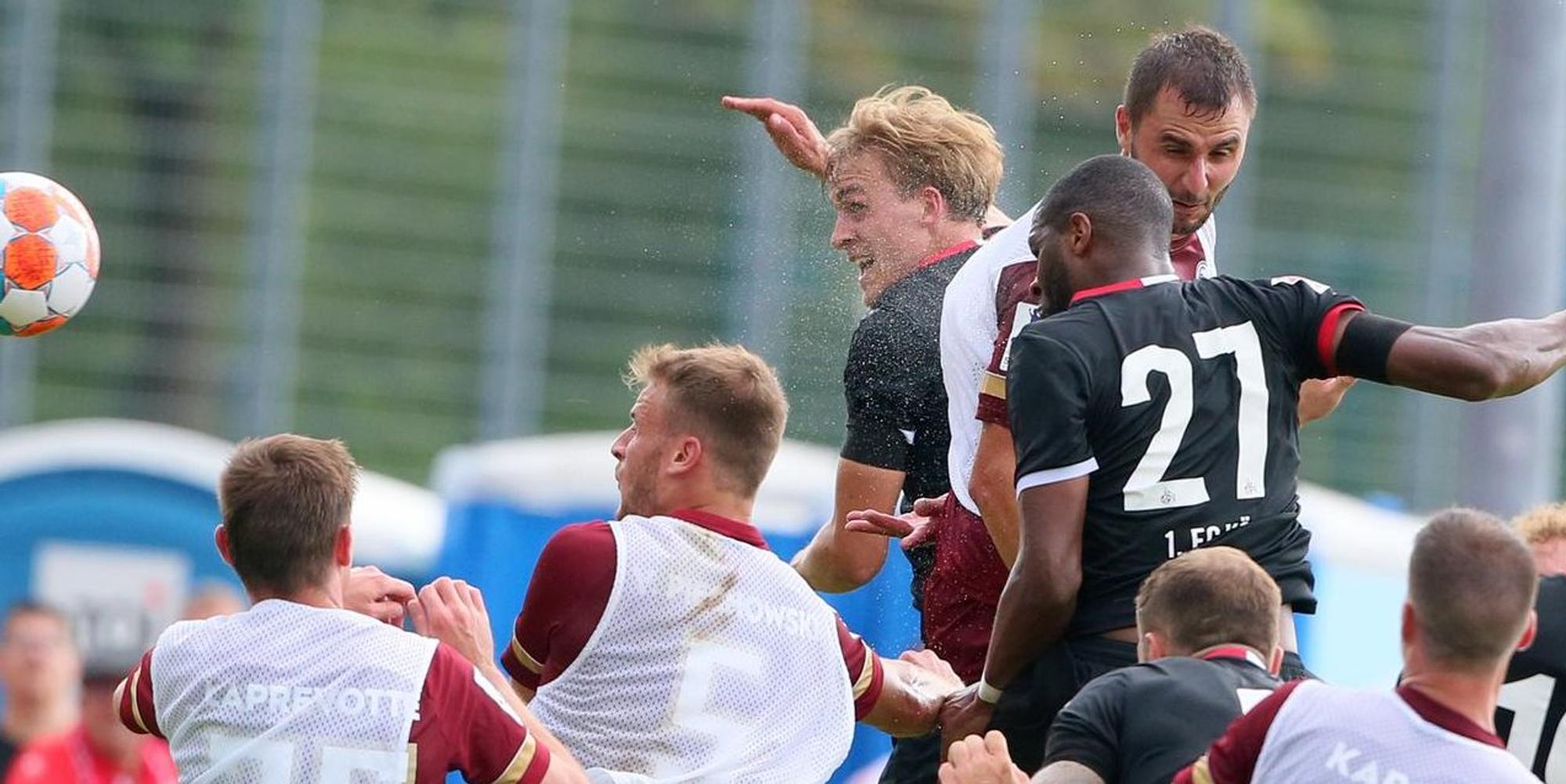 Modeste Kopfballtor
