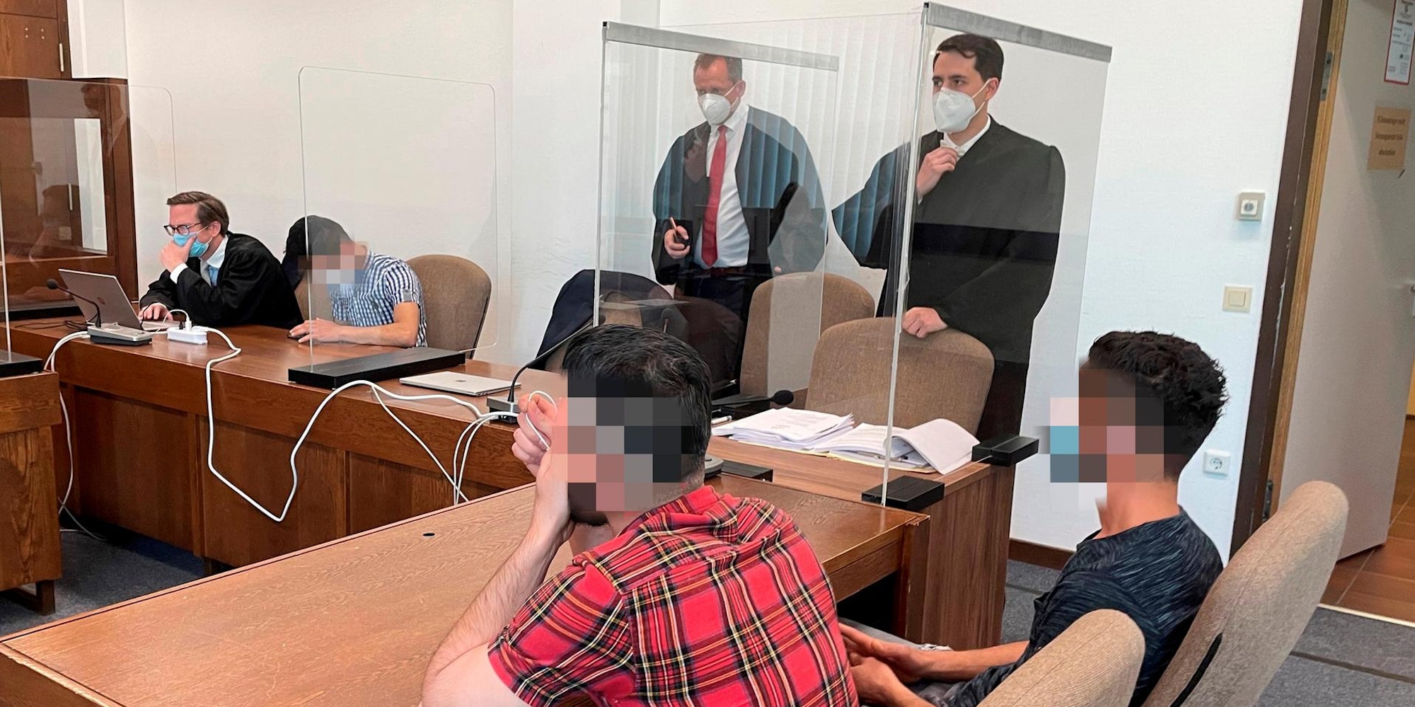 prozess_raub_angeklagte