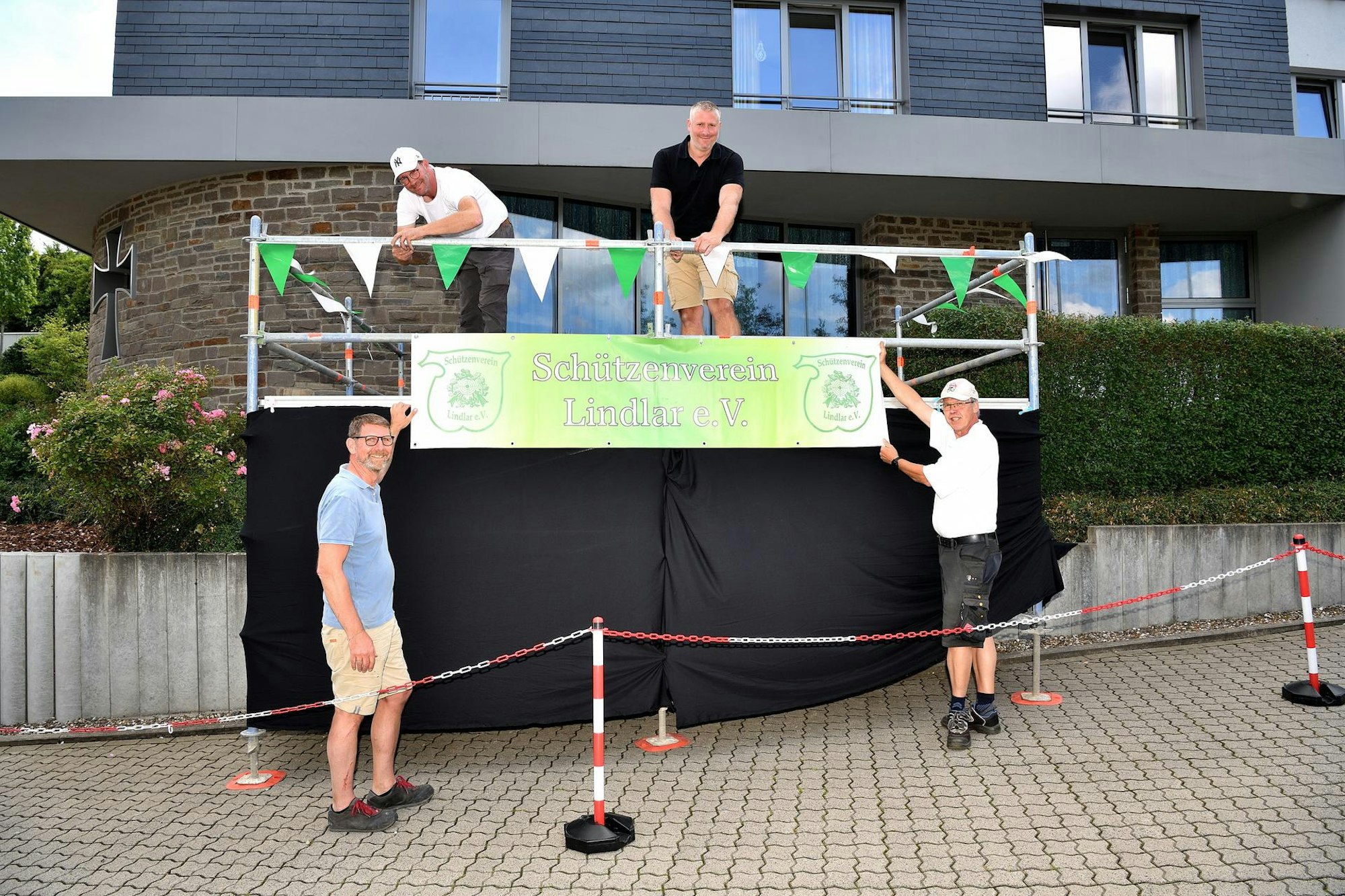 20220806_own_schützenfest_lindlar_neuer Krönungsbalkon_OWL_0242