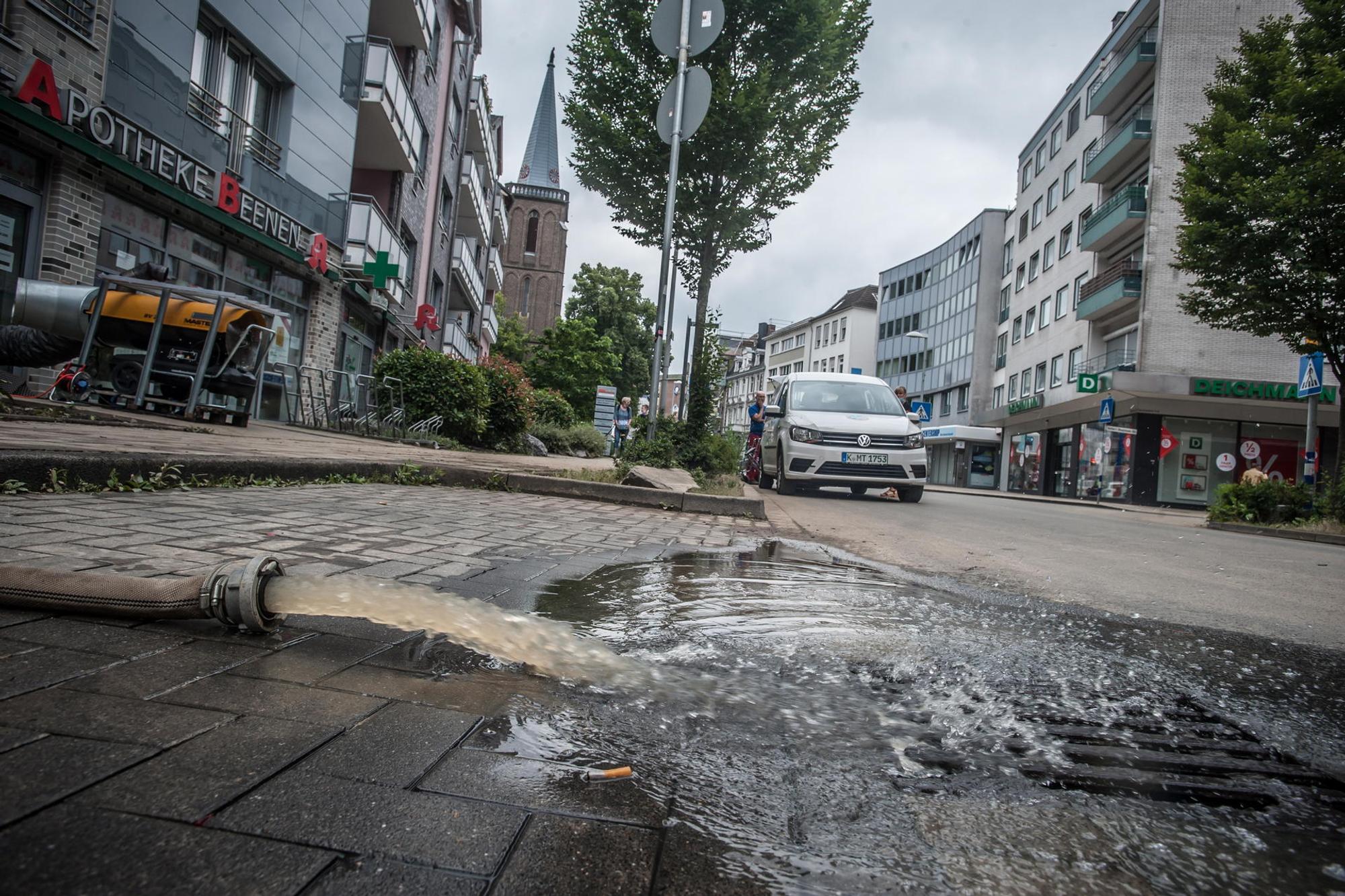 opladen-hochwasser_RLE_leverkusen07162021ALF_5484