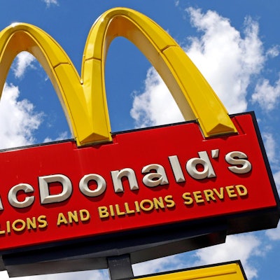 Schießerei vor McDonalds 020822